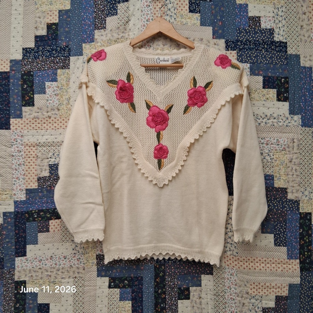 Vintage Carducci 100% Pure‎ Wool Sweater Womens Small Cream Floral Embroidered